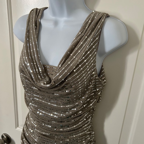 R&M Richards Special Occasions Women’s Dress/Gown-Size 10 - Picture 4 of 6